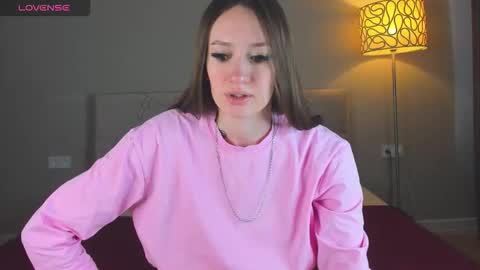 Snapshot of cutie_naughty_girl chatting on November 15, 9:06 am Kate online show from November 15, 9:06 am