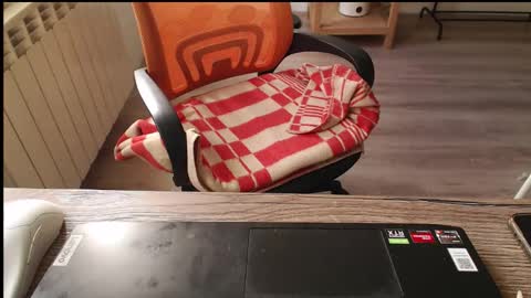 Snapshot of cutie_peach chatting on October 21, 12:17 pm cutie_peach online show from October 21, 12:17 pm