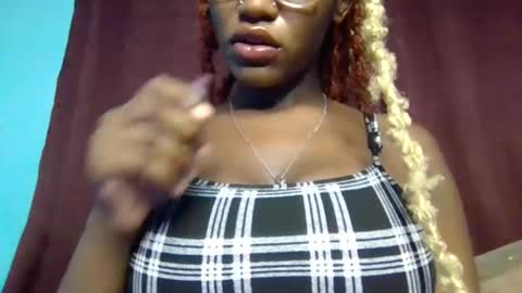 Snapshot of cutie_pumpkin_ chatting on May 1, 7:57 am CUTIE online show from May 1, 7:57 am