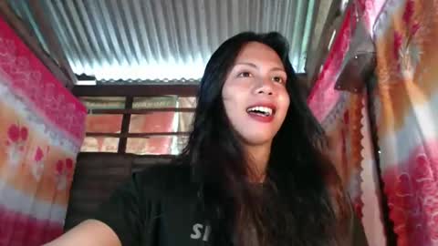 Snapshot of cutie_rona chatting on December 15, 6:06 am cutie_rona online show from December 15, 6:06 am