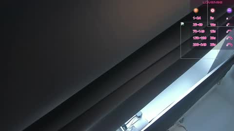 Snapshot of cutie_sensei chatting on April 28, 11:37 am Kira online show from April 28, 11:37 am