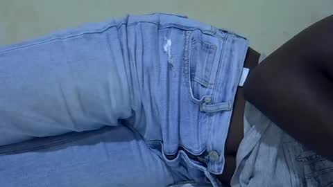 cutiehanish4 online show from June 26, 7:57 am