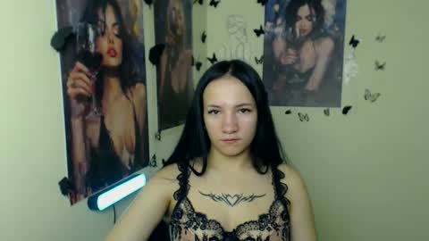 Emma online show from November 6, 7:31 am