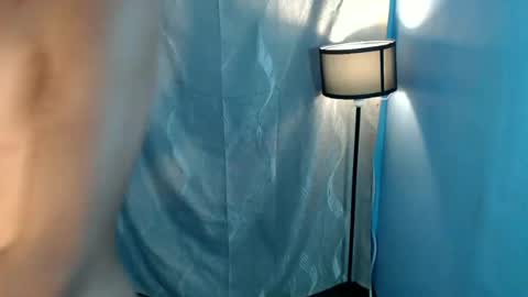 cutiewalter online show from June 22, 3:25 am
