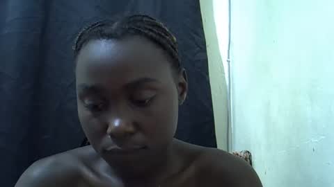 cuttey_slim22 online show from May 28, 7:44 pm