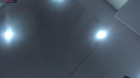 Laura online show from April 14, 11:05 am