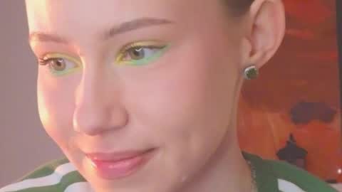 Snapshot of cuute_angell chatting on April 20, 5:16 pm Virginia See you on Sunday online show from April 20, 5:16 pm