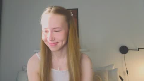 Snapshot of cuute_angell chatting on May 14, 5:09 pm Virginia See you on Sunday online show from May 14, 5:09 pm