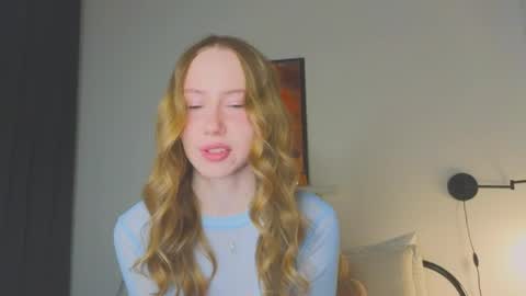 Snapshot of cuute_angell chatting on May 29, 5:11 pm Virginia See you on Sunday online show from May 29, 5:11 pm