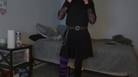 Snapshot of cwbym chatting on November 20, 4:01 am cwbym online show from November 20, 4:01 am