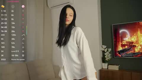 Cwen online show from October 29, 7:10 am