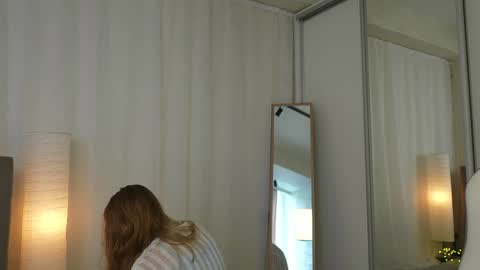 EMILY online show from January 25, 11:34 am