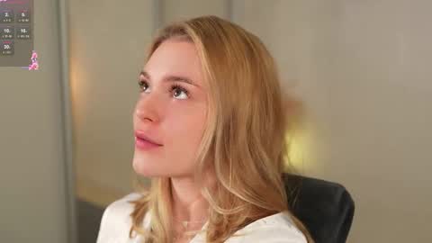 EMILY online show from November 13, 3:55 pm