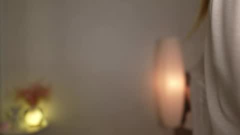 EMILY online show from November 15, 4:58 pm