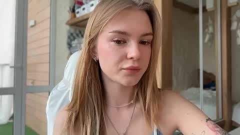 Snapshot of cyberl0ve_ chatting on April 30, 1:28 pm Im Emi streaming with my friend Reyna today online show from April 30, 1:28 pm