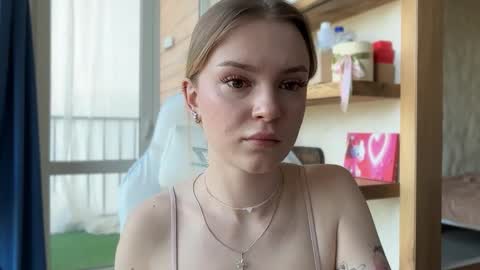 Snapshot of cyberl0ve_ chatting on May 14, 2:24 pm Im Emi streaming with my friend Reyna today online show from May 14, 2:24 pm
