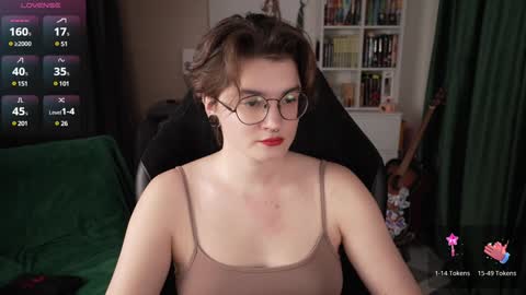 Helen Blossom online show from December 10, 7:43 pm