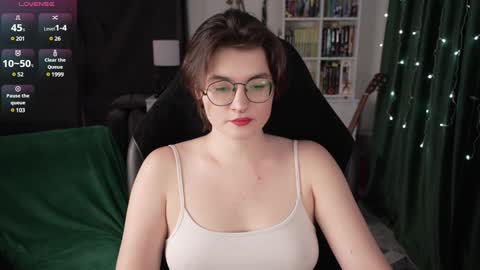 Helen Blossom online show from January 10, 6:49 pm