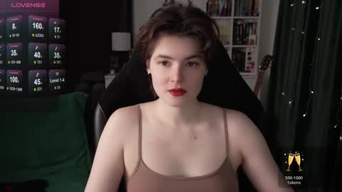 Helen Blossom online show from November 19, 1:55 pm