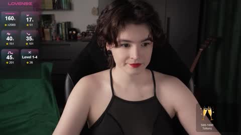 Helen Blossom online show from December 21, 2:24 pm