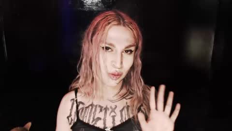 Nikki online show from October 31, 12:22 am