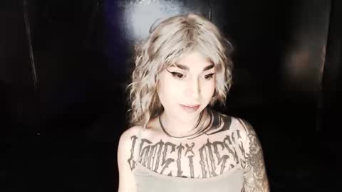 Nikki online show from February 24, 2:53 am