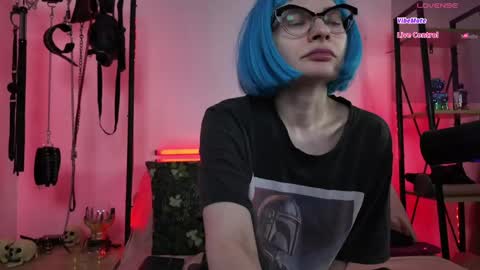 Snapshot of cyberxgoddess_ chatting on May 7, 6:08 am Lily Goddess online show from May 7, 6:08 am