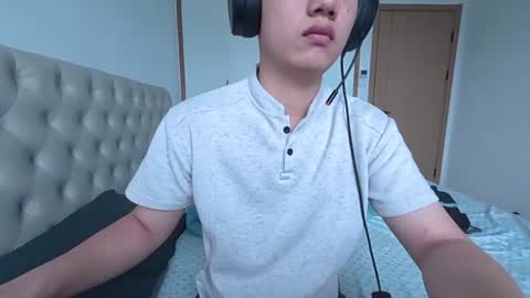 CyChen online show from June 14, 1:25 am