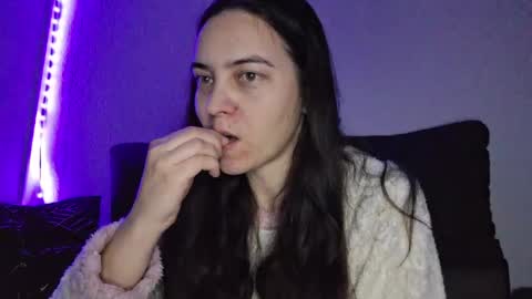 Cyndee Winter online show from December 17, 11:38 pm