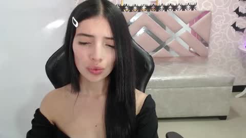 CINTIA ARAUJO online show from October 28, 3:43 am