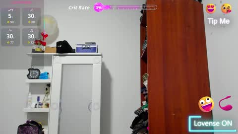 Cynthia online show from April 28, 1:27 pm