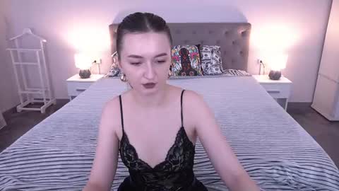 Cyrena online show from June 13, 12:36 pm