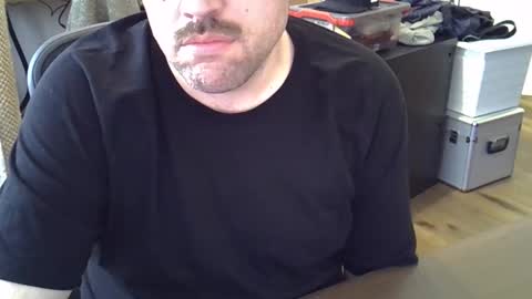 cyrsug online show from April 15, 12:45 pm