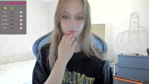 Snapshot of cyyberwhore chatting on September 20, 5:47 pm cyyberwhore online show from September 20, 5:47 pm