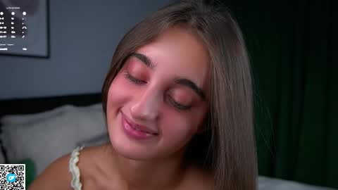 Isabella online show from October 24, 1:03 am