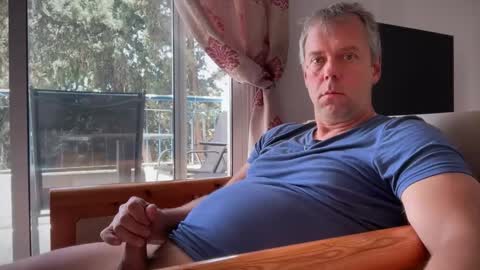 Snapshot of czen888 chatting on May 11, 9:48 am Czen online show from May 11, 9:48 am