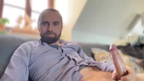 Snapshot of d0n_gi0vanni chatting on December 31, 10:48 am d0n_gi0vanni online show from December 31, 10:48 am