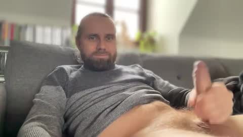 Snapshot of d0n_gi0vanni chatting on February 6, 1:21 pm d0n_gi0vanni online show from February 6, 1:21 pm