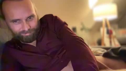 Snapshot of d0n_gi0vanni chatting on November 18, 12:05 am d0n_gi0vanni online show from November 18, 12:05 am