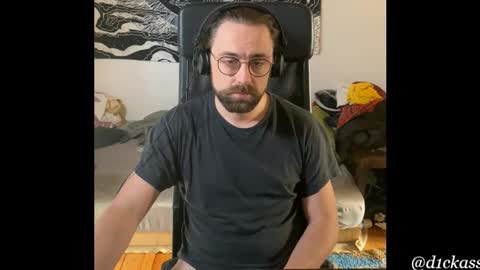 Snapshot of d1ckass chatting on November 3, 2:51 pm d1ckass online show from November 3, 2:51 pm