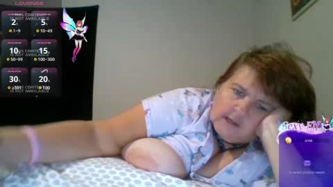 Snapshot of d3monl0v3rs chatting on December 30, 1:15 am d3monl0v3rs online show from December 30, 1:15 am