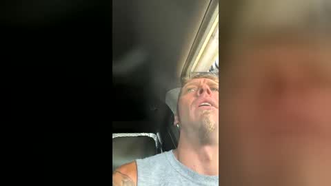 d4rkd351r3 online show from July 7, 1:37 pm