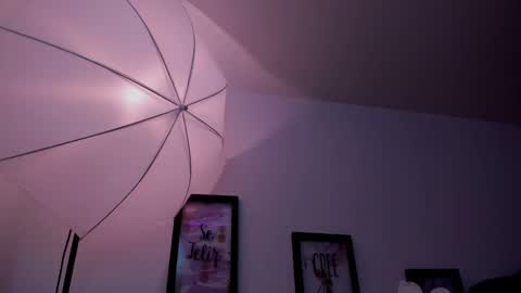 darling online show from January 1, 8:24 am