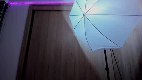 darling online show from February 26, 6:47 am