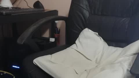 Snapshot of d_alex_lover chatting on September 11, 1:33 pm d_alex_lover online show from September 11, 1:33 pm