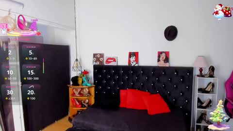 Mia  online show from December 14, 11:59 am