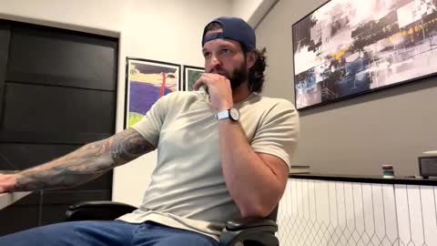 Snapshot of d_michael12 chatting on March 3, 3:01 am David Michael online show from March 3, 3:01 am