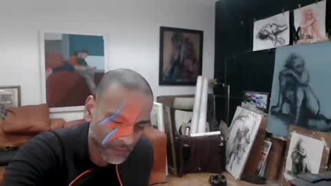 Snapshot of d_w_londonboy chatting on December 19, 11:39 am d w londonboy online show from December 19, 11:39 am