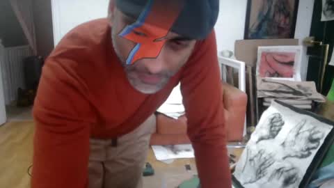 Snapshot of d_w_londonboy chatting on January 4, 10:49 am d w londonboy online show from January 4, 10:49 am