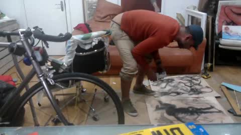 Snapshot of d_w_londonboy chatting on January 4, 1:53 pm d w londonboy online show from January 4, 1:53 pm